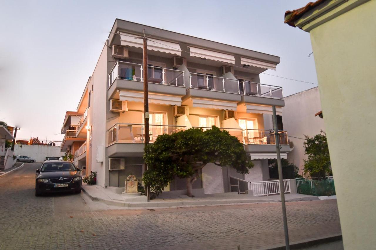 House Stelitsa Hotel Sarti Bagian luar foto